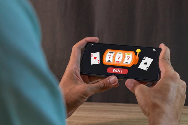 Mobile deposit interface showing ShopeePay selection in jostoto app